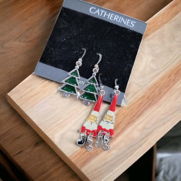 Christmas Earrings Trees and Santa - Picture 1 of 1